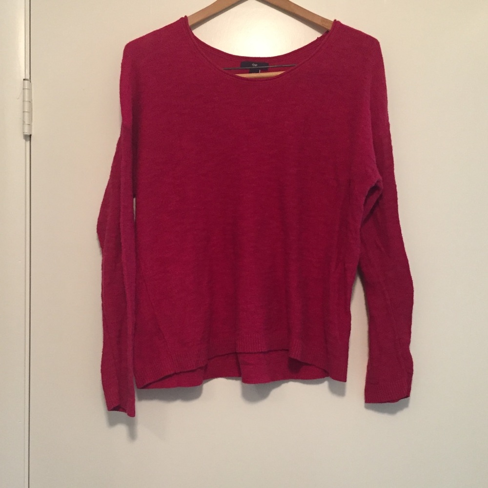 Gap lightweight red sweater